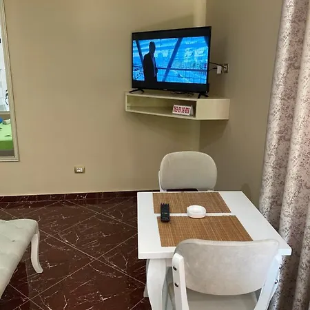 Kompleksi Laurels Hotel Fier