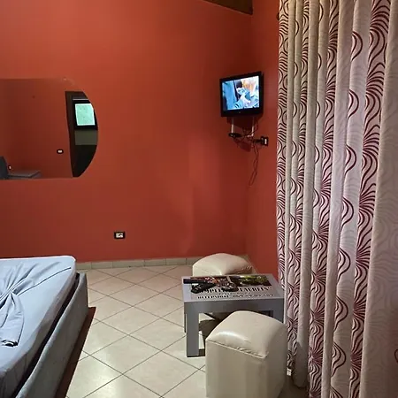 Kompleksi Laurels Hotel Fier
